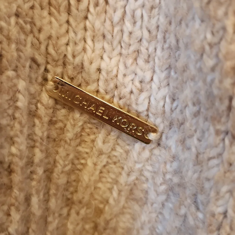 Michael Kors overized small
